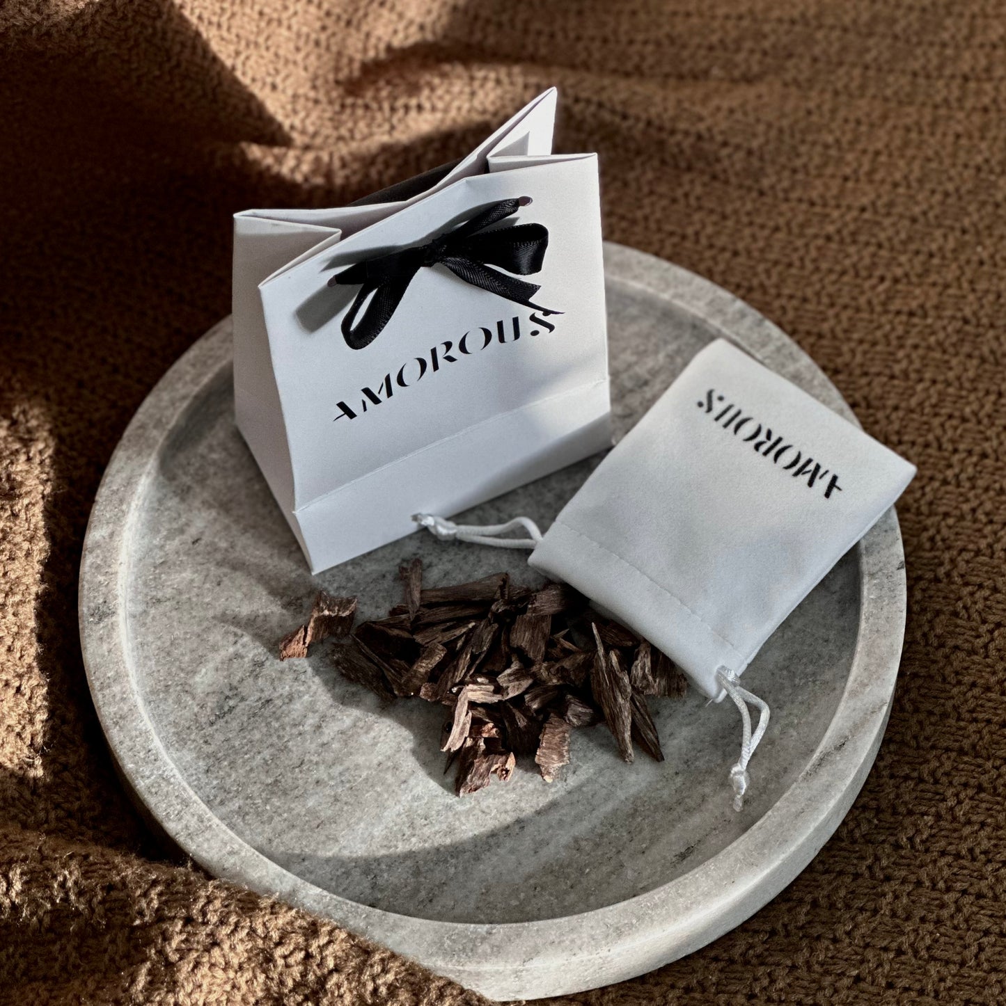 Hindi Muri Oud Giveaways